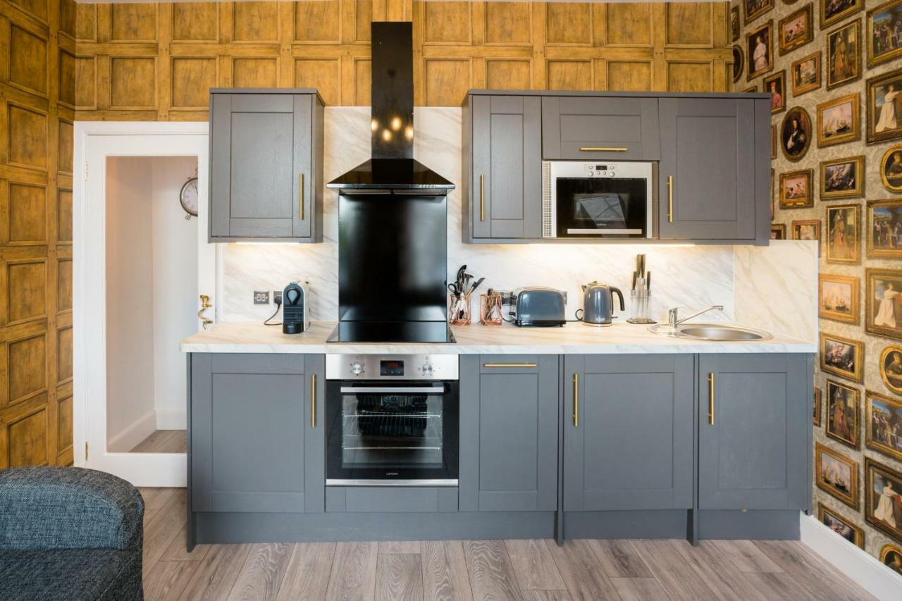 West Bow - Magical Harry Potter-Inspired Flat Near Edinburgh Castle Apartment ภายนอก รูปภาพ
